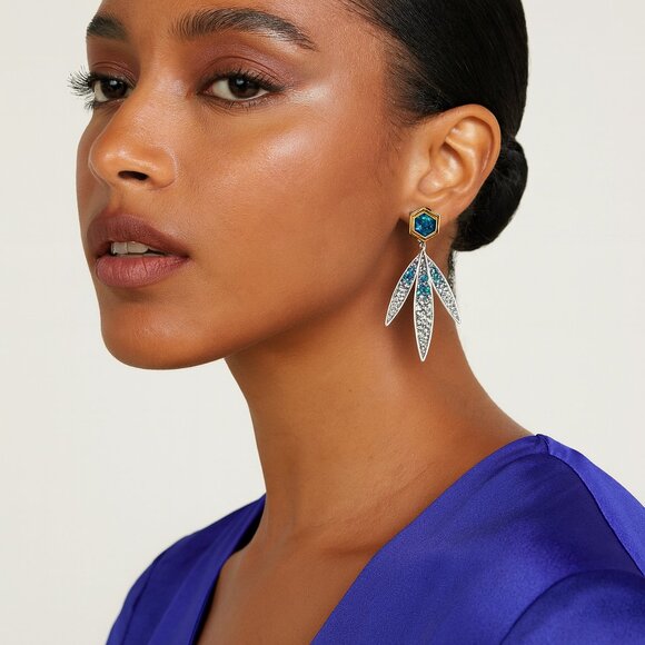 NWT 7 Charming Sisters "Fringe of Fancy" Silver Crystal Earrings - Picture 1 of 8